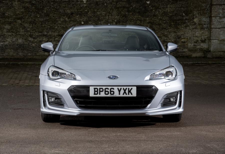  Subaru BRZ 2016 года  (UK) (фото 14 из 40)